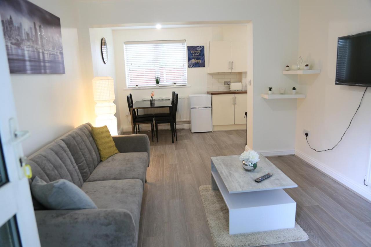 Gorgeous Ground Floor Apartment + Free Parking Μάντσεστερ Εξωτερικό φωτογραφία
