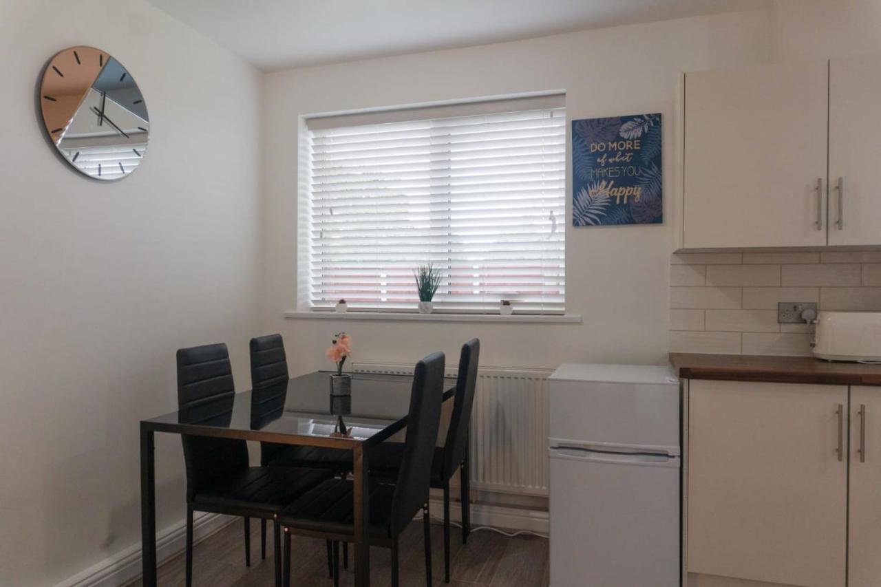 Gorgeous Ground Floor Apartment + Free Parking Μάντσεστερ Εξωτερικό φωτογραφία